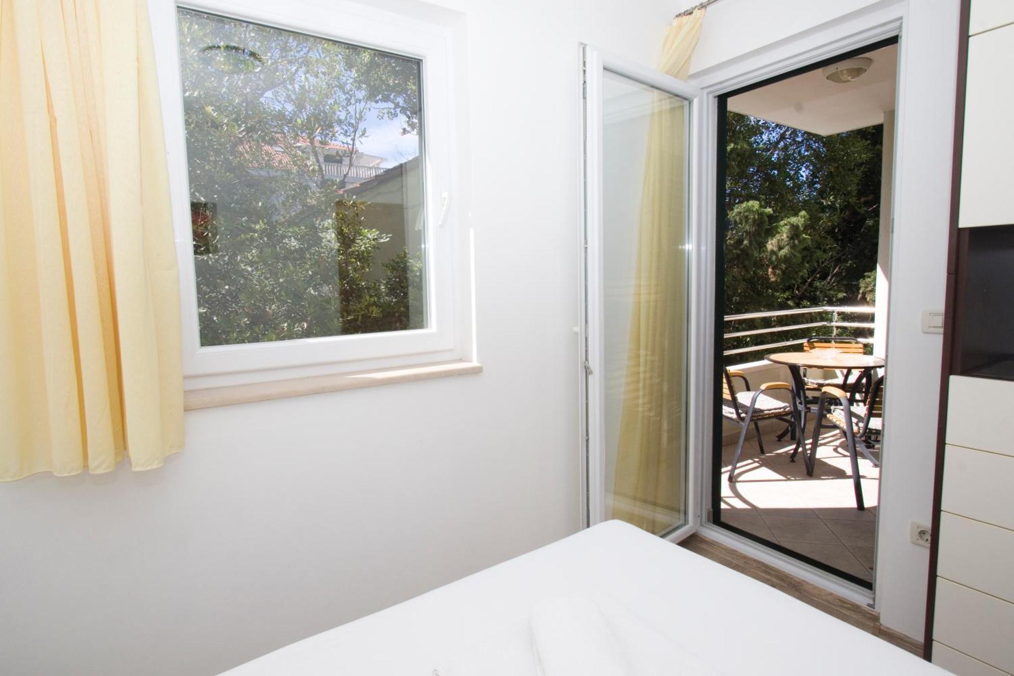 Vano Apartment *